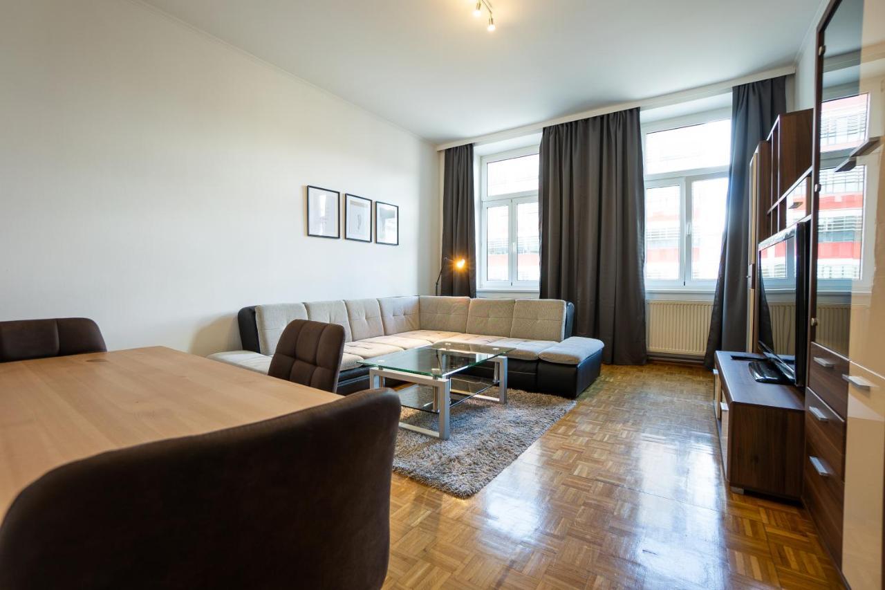 Two Bedrooms Family * Vienne