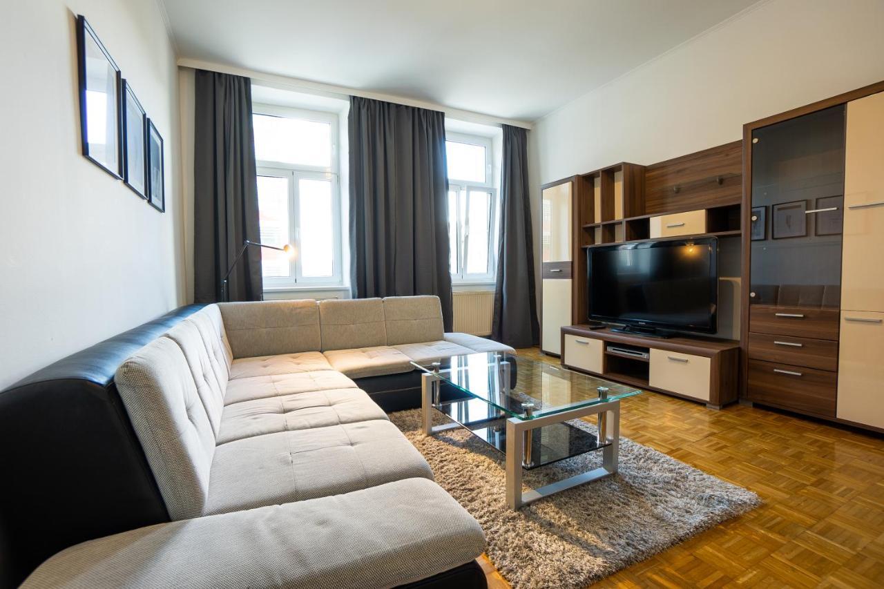 Two Bedrooms Family Appartement